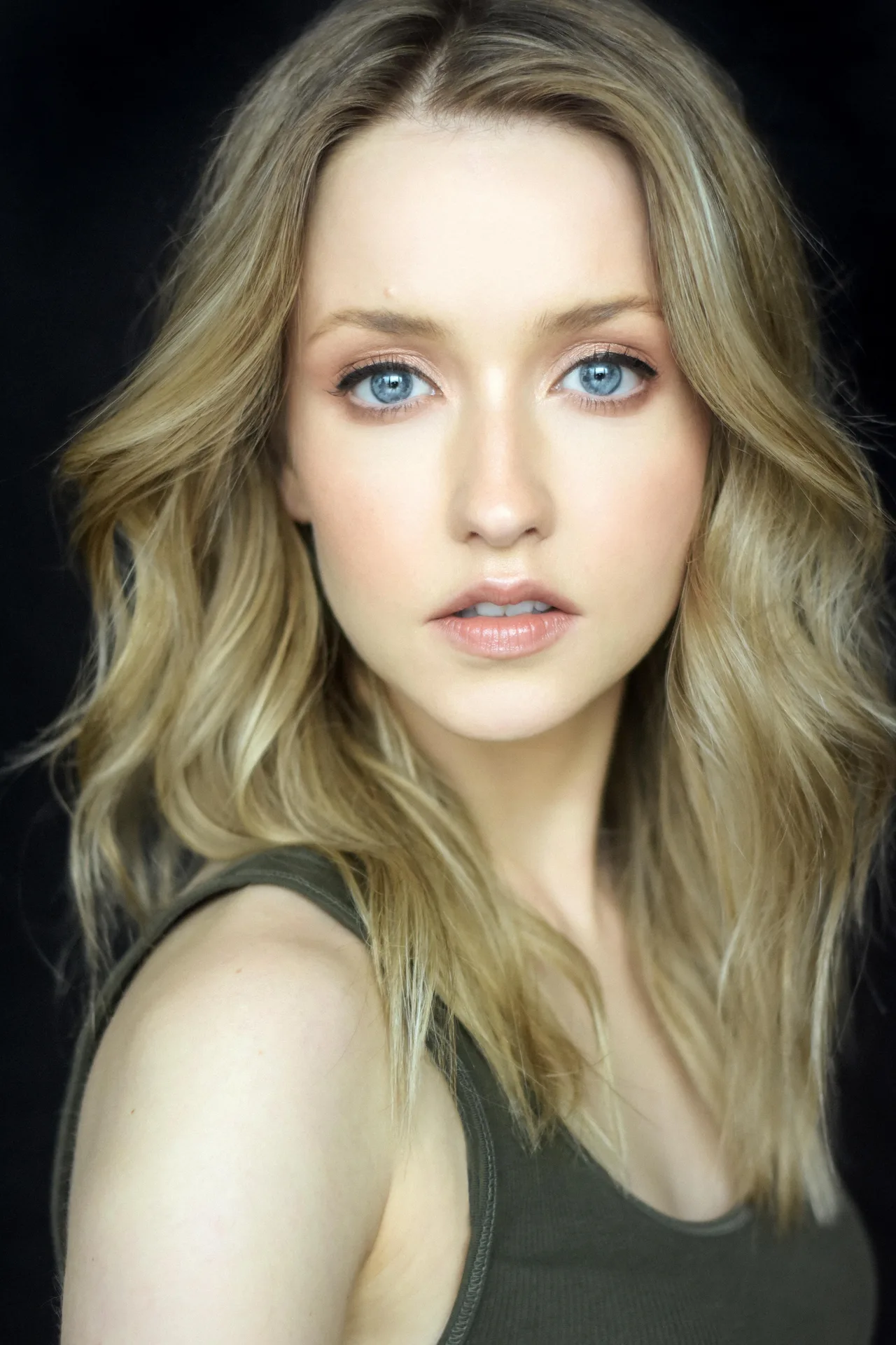 تصویر Emily Tennant