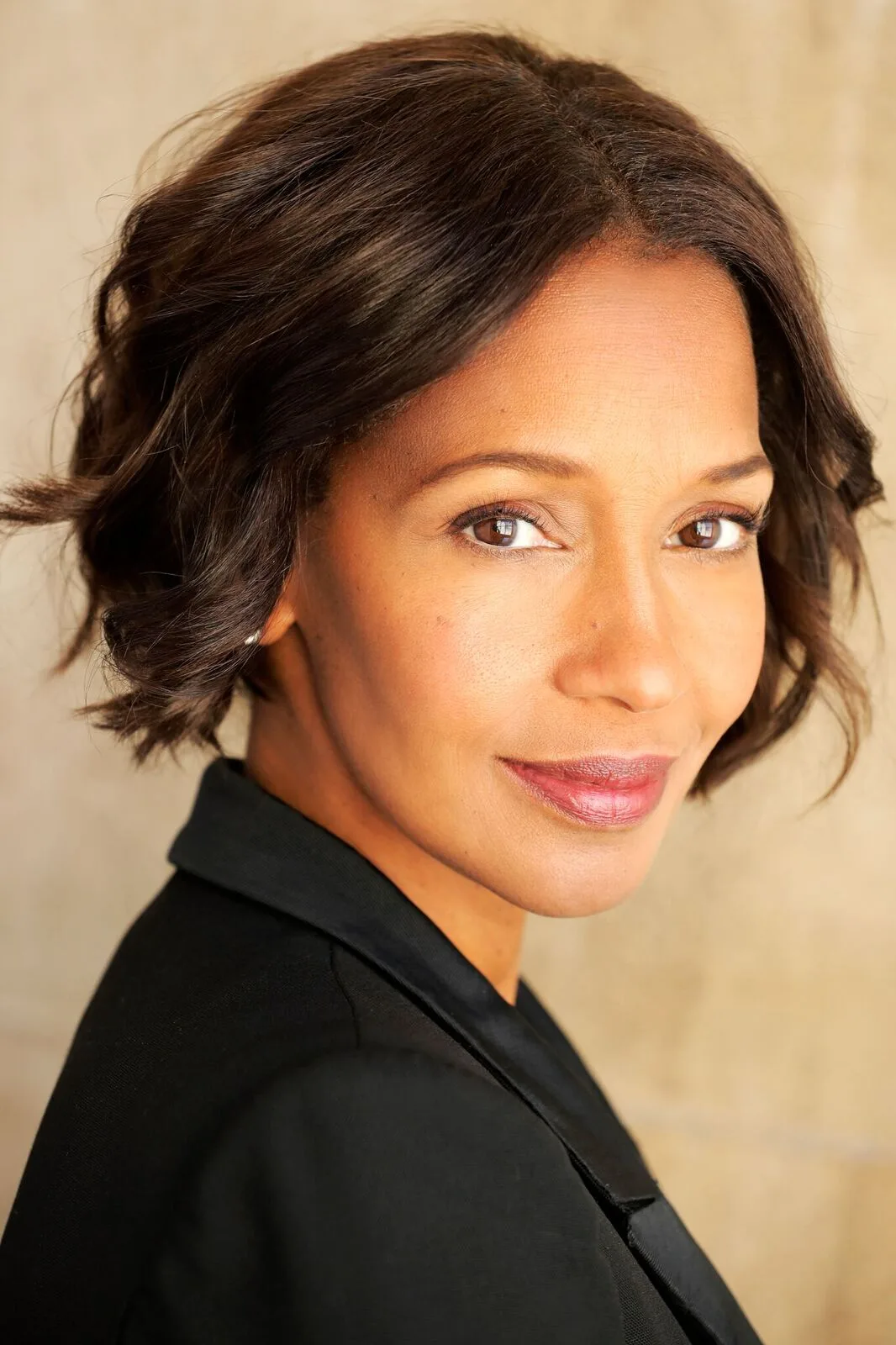 تصویر Lenore Thomas Douglas