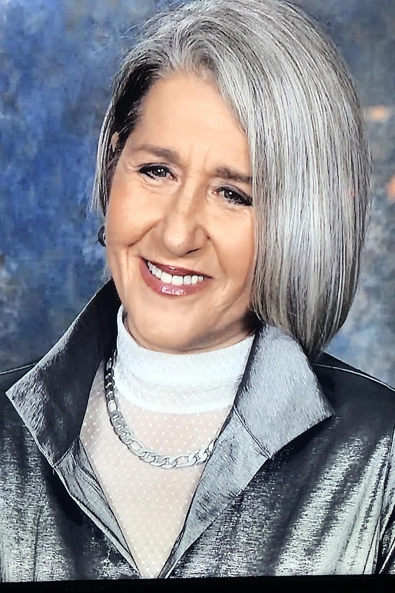 تصویر Theresa Tova
