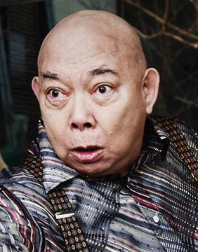 تصویر Yat-Fei Wong