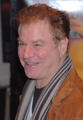 تصویر Robert Wuhl