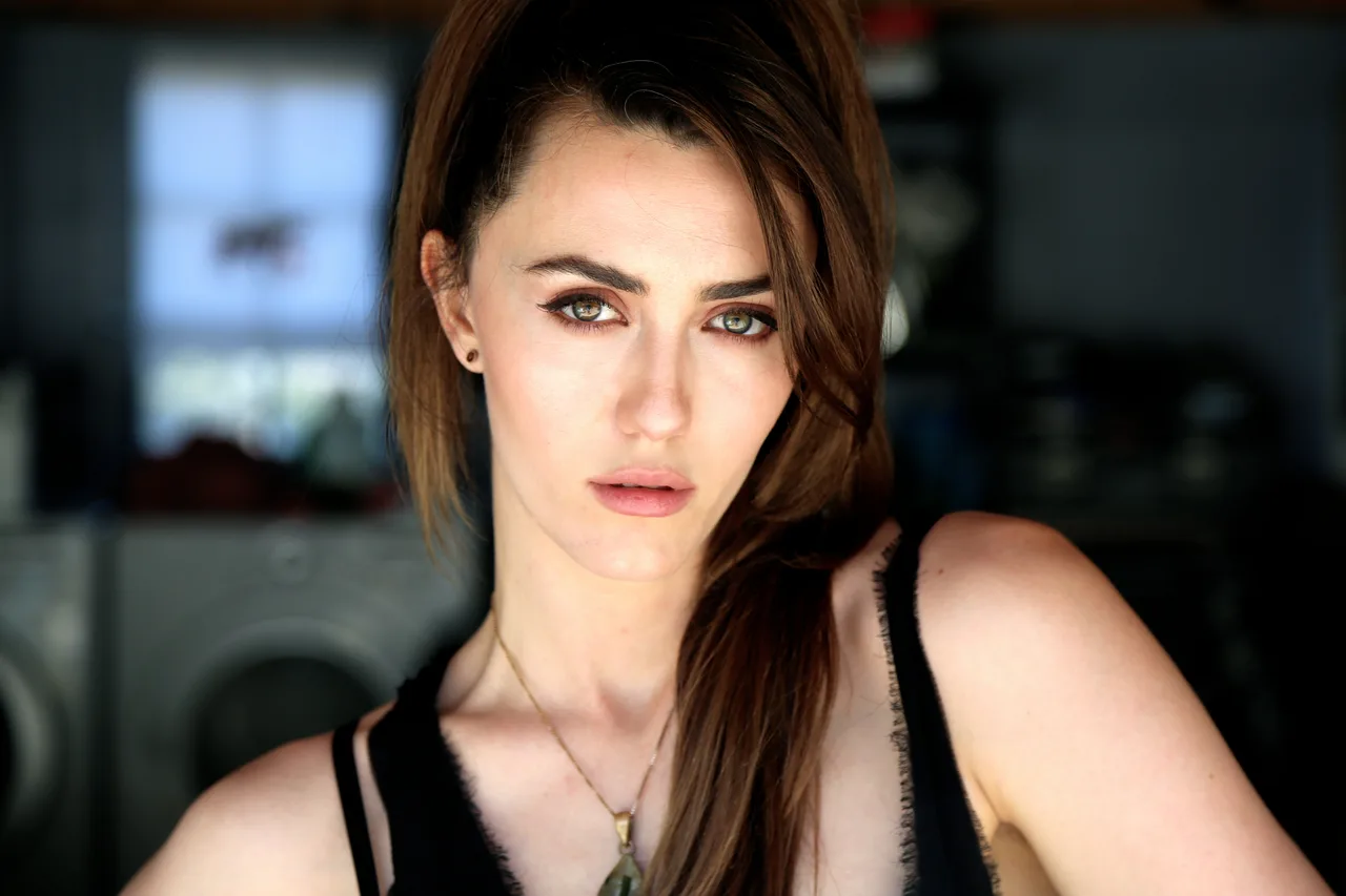تصویر Madeline Zima