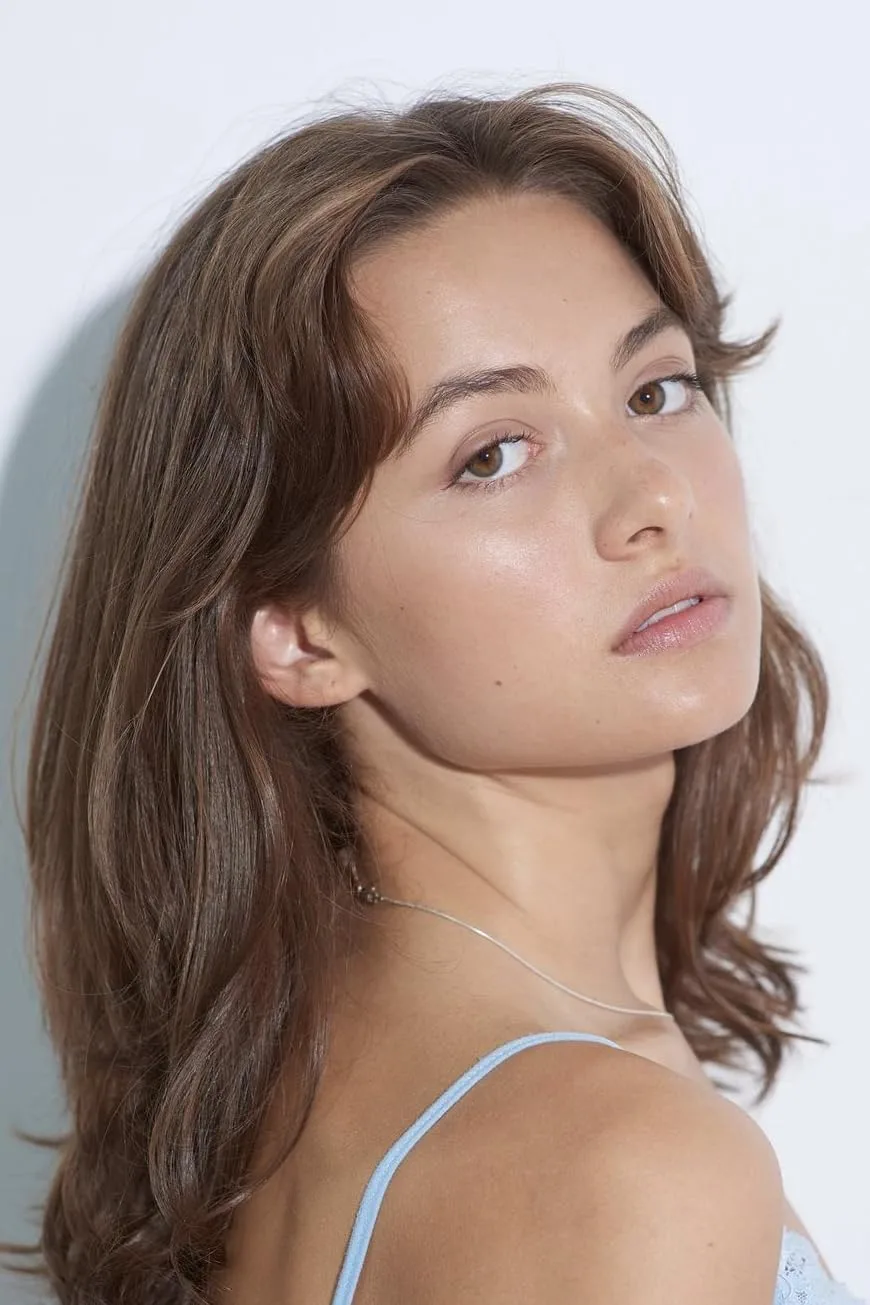 تصویر Chloe Avakian