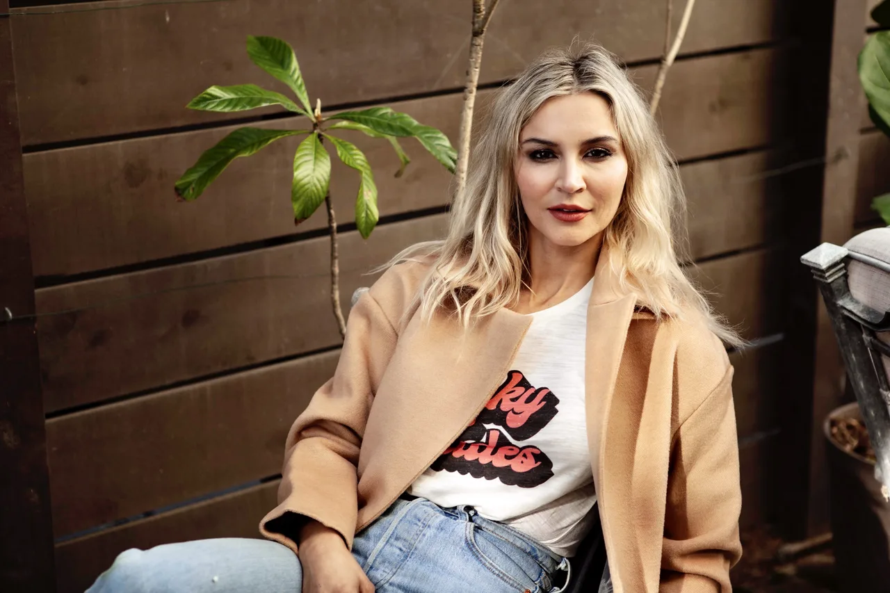 تصویر Samaire Armstrong