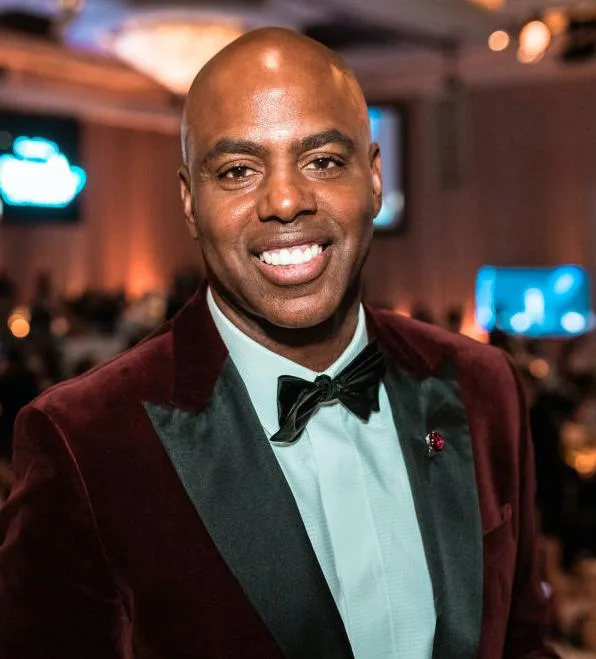 تصویر Kevin Frazier