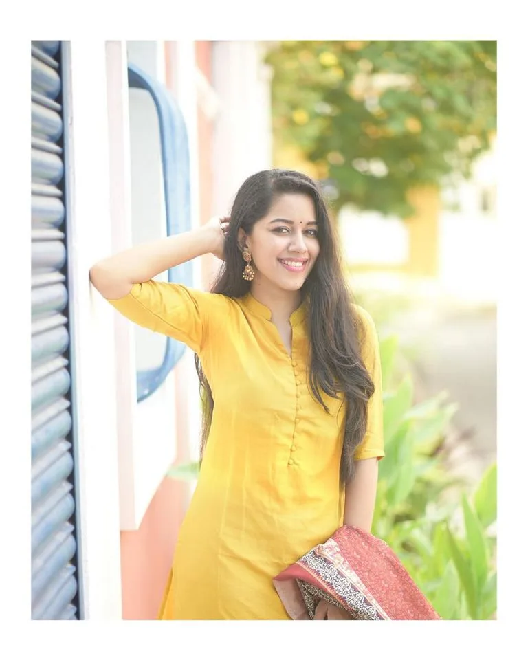تصویر Mirnalini Ravi