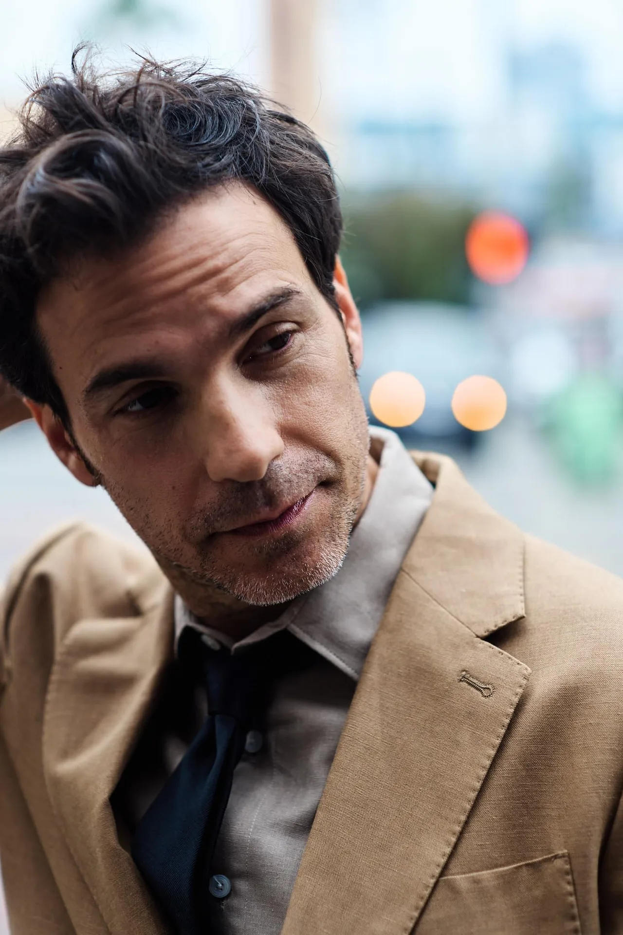 تصویر Santiago Cabrera