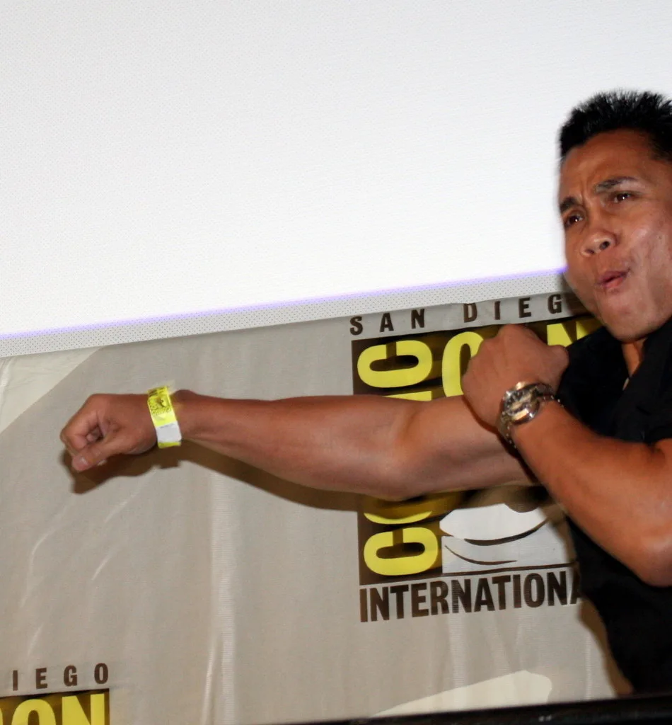 تصویر Cung Le