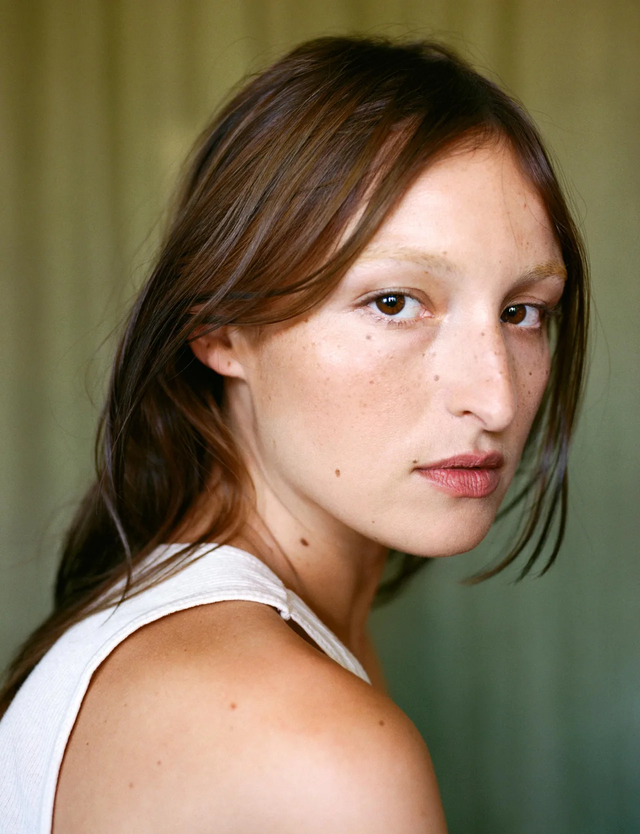 تصویر Zoe Bullock