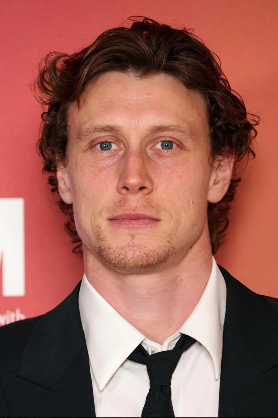تصویر George MacKay