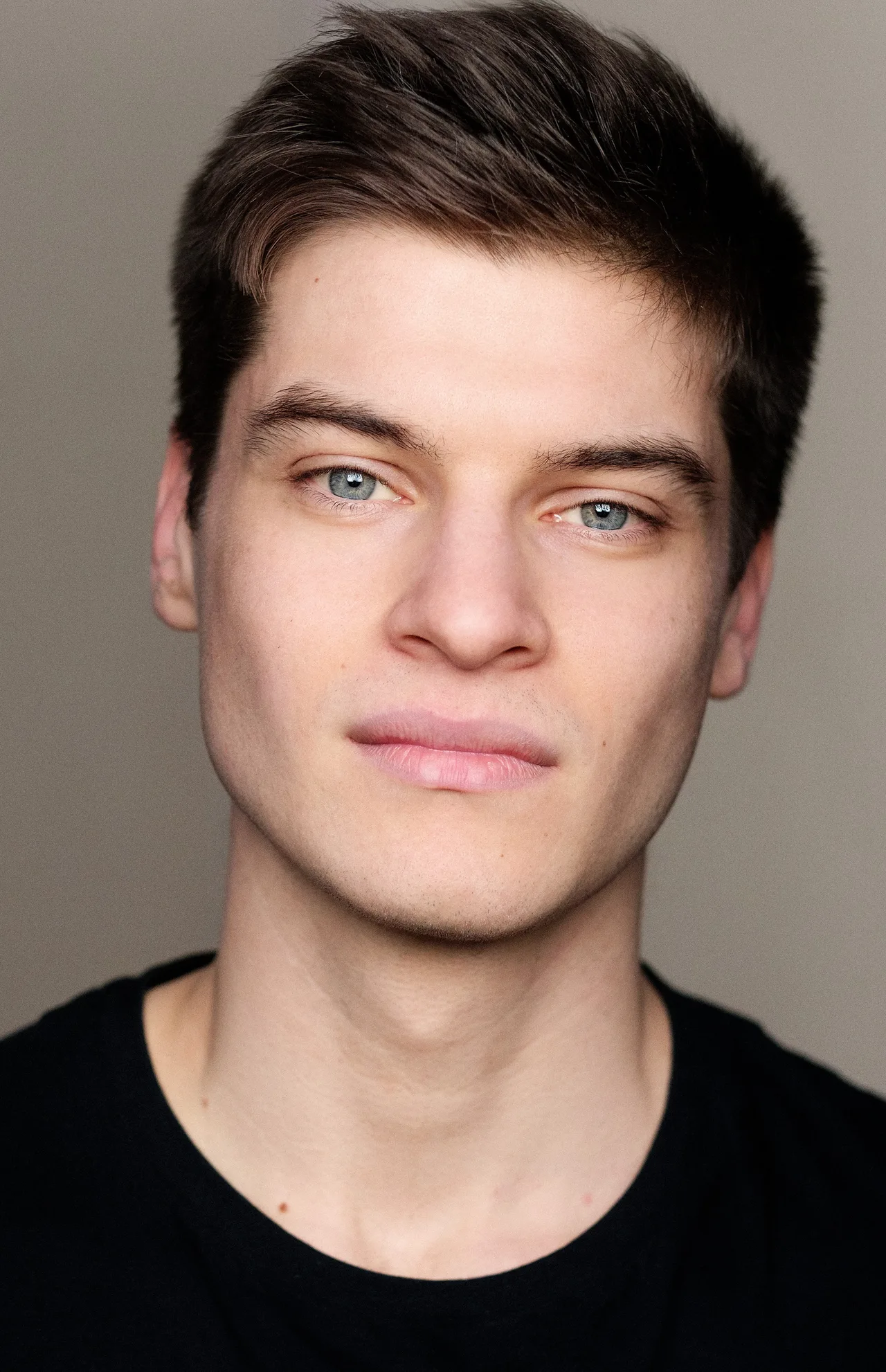 تصویر Lewis Hayes