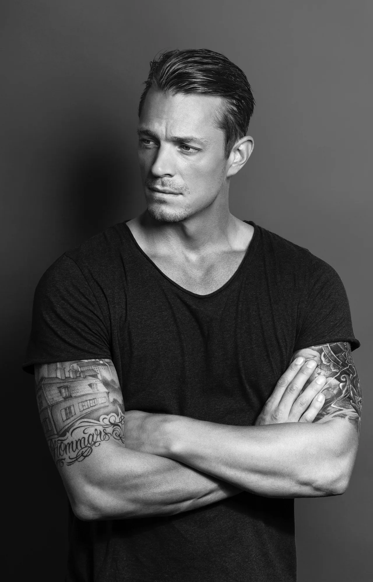 تصویر Joel Kinnaman