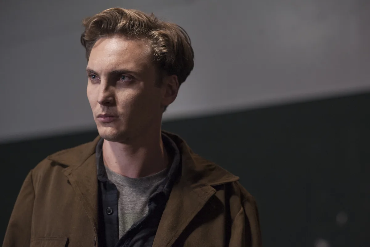 تصویر Eamon Farren