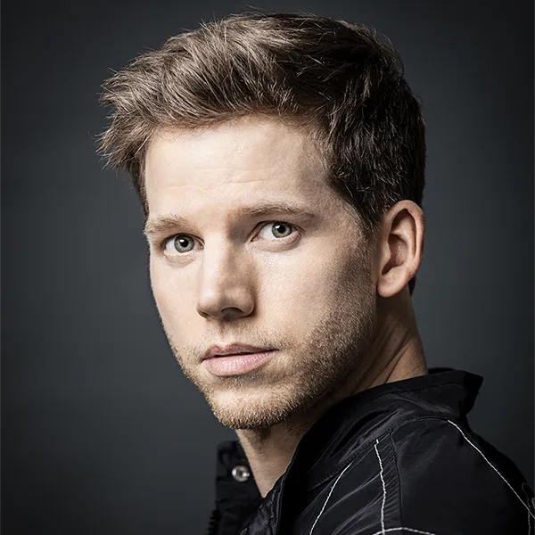 تصویر Stark Sands
