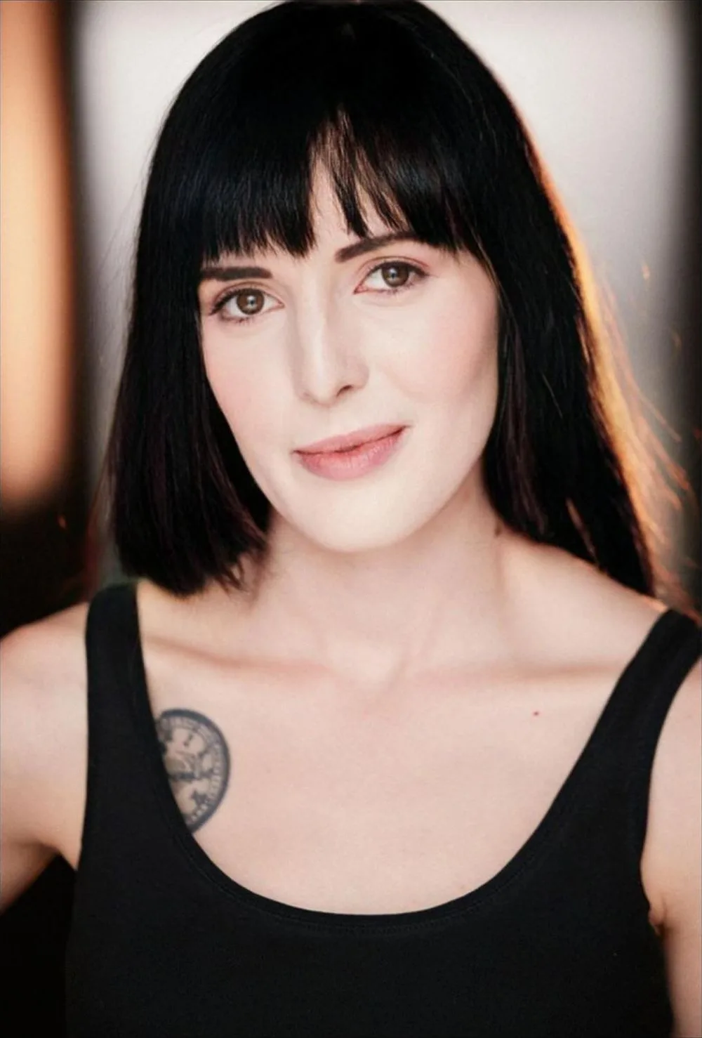 تصویر Elizabeth Gibson