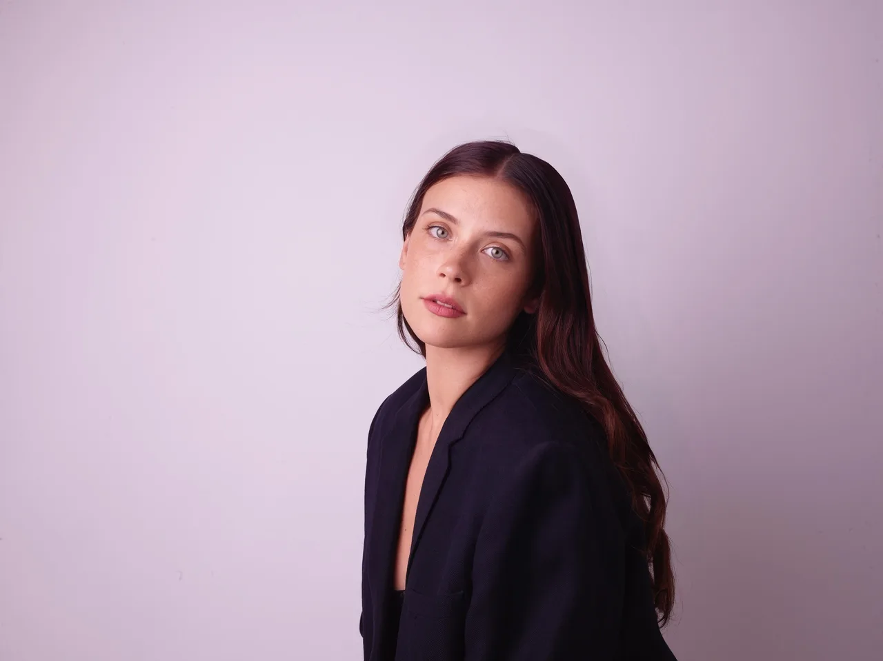 تصویر Mia Tomlinson