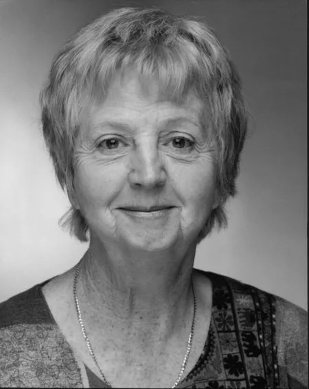 تصویر Ruth McGhie