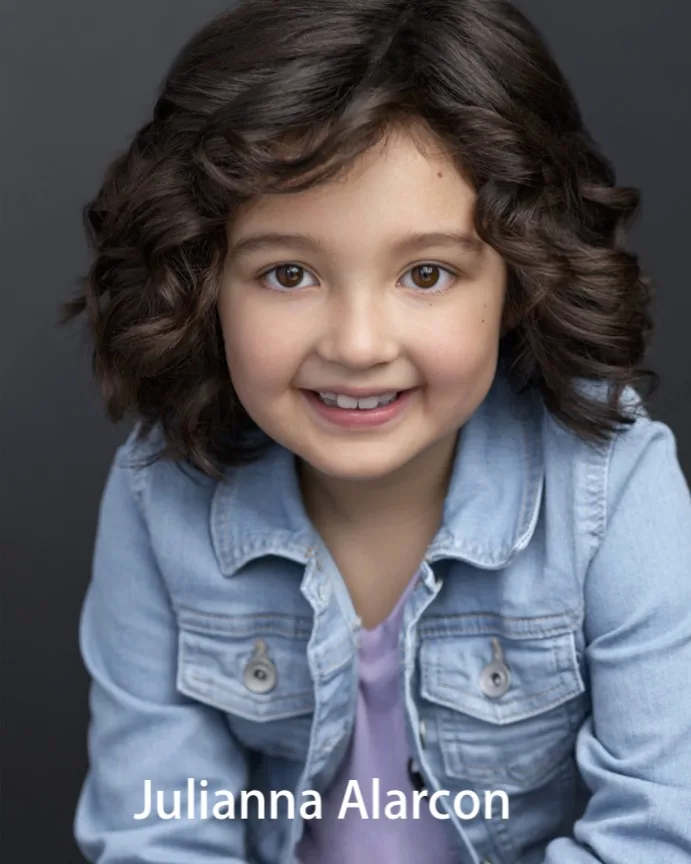 تصویر Julianna Alarcon