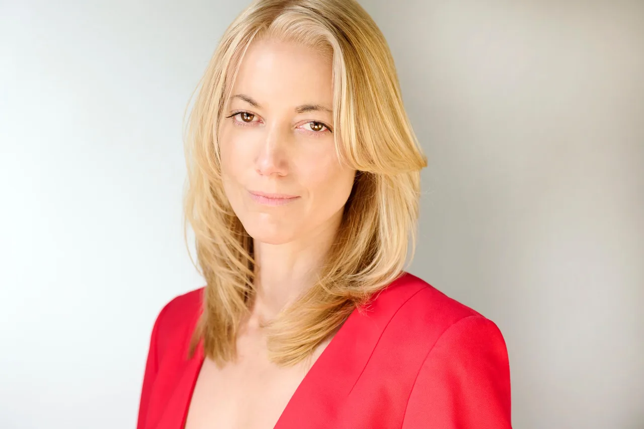 تصویر Zoie Palmer