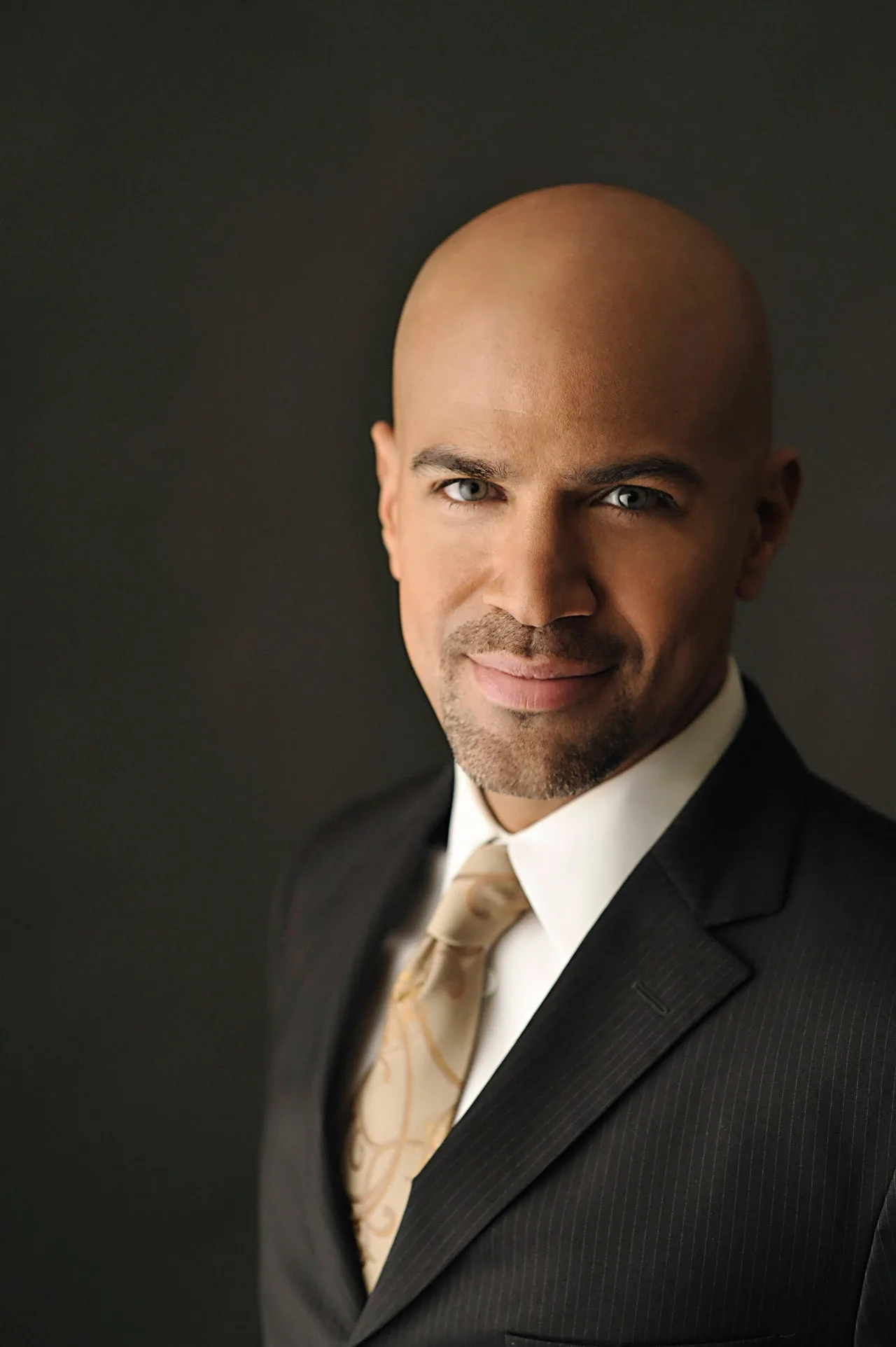 تصویر Philip Anthony-Rodriguez