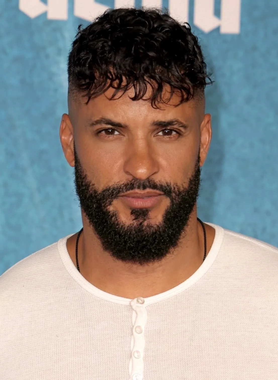 تصویر Ricky Whittle