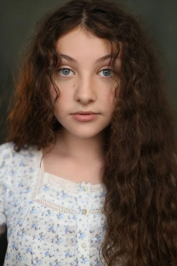 تصویر Chloe Raphael