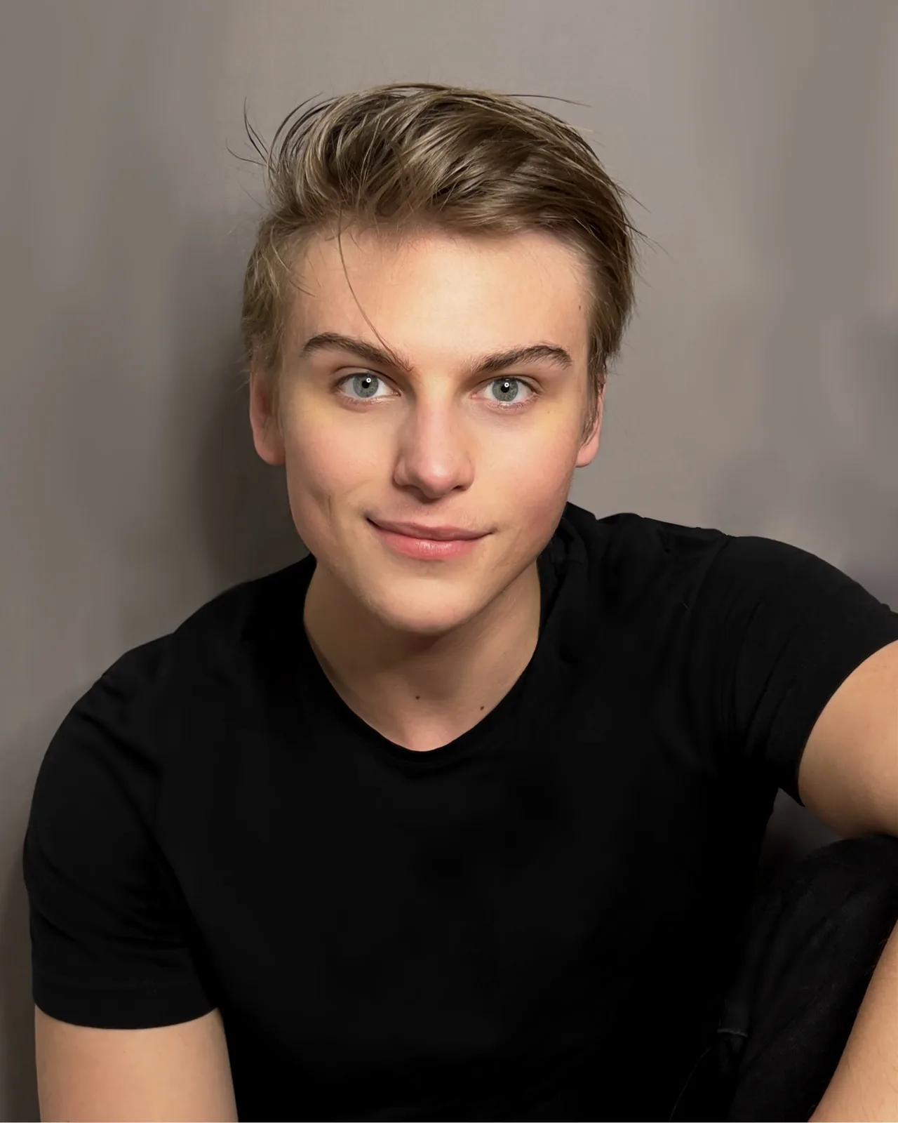 تصویر Connor DeWolfe