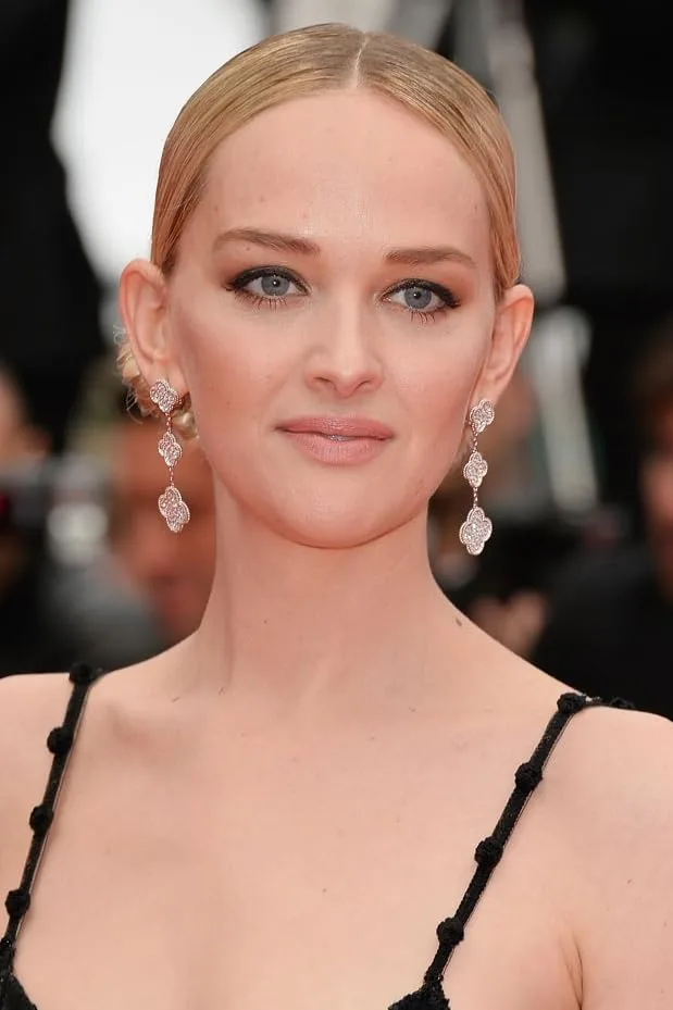 تصویر Jess Weixler