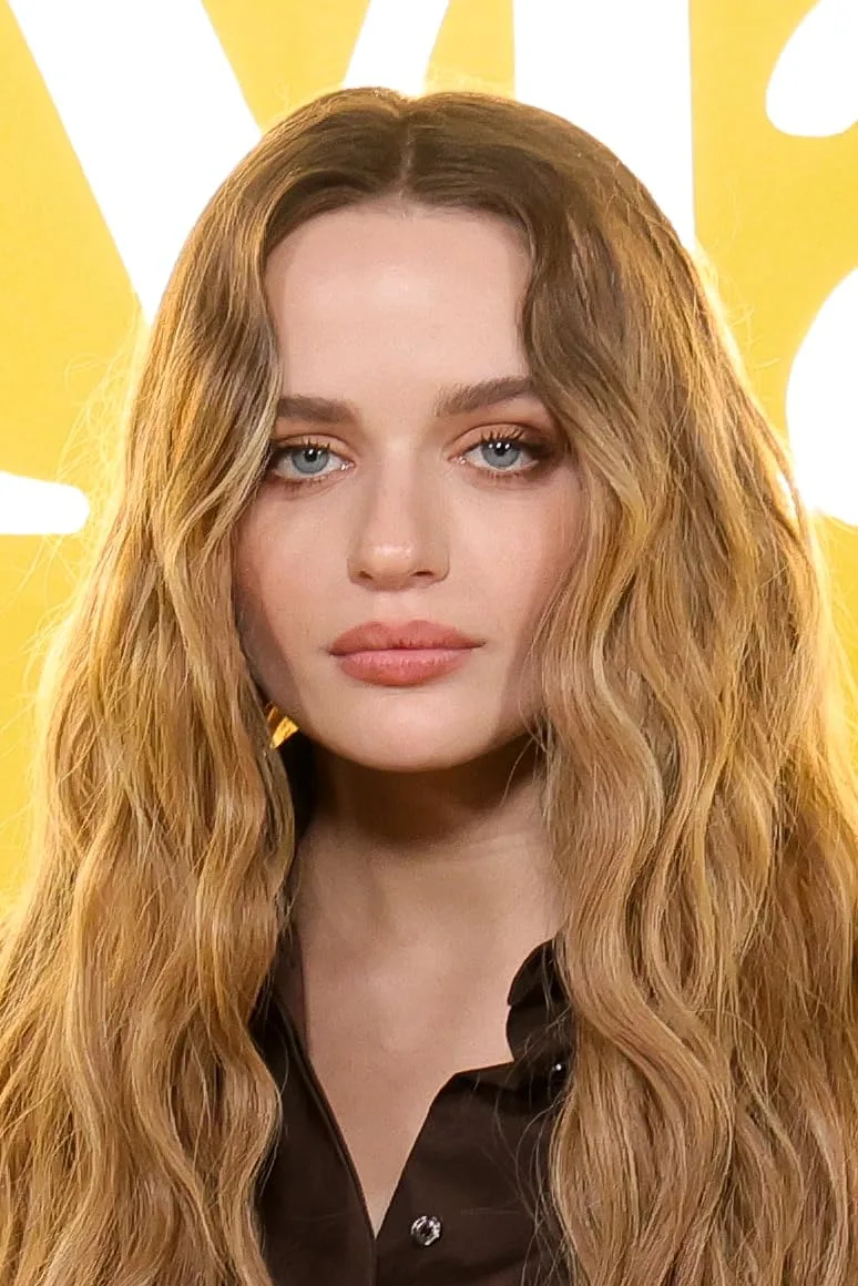تصویر Joey King