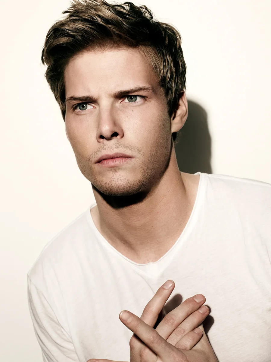 تصویر Hunter Parrish