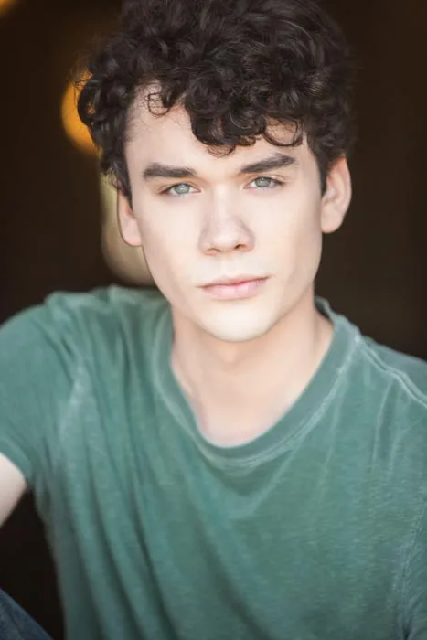 تصویر Ian Donovan Hyland