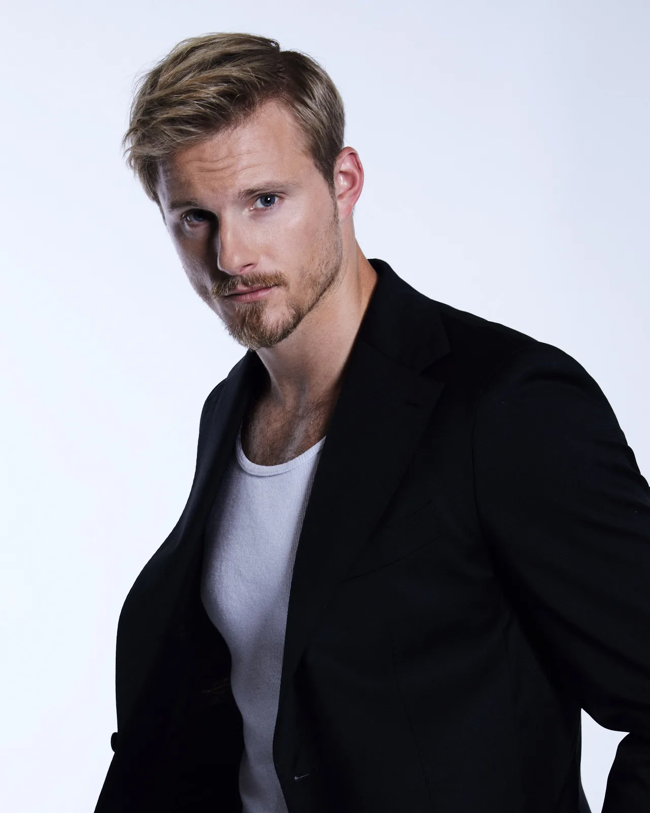 تصویر Alexander Ludwig