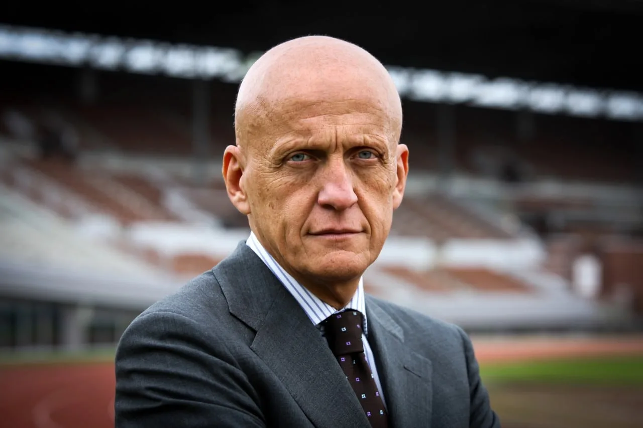 تصویر Pierluigi Collina