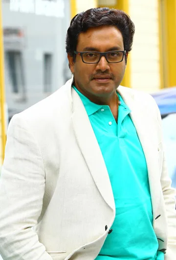 تصویر Suresh Krishna