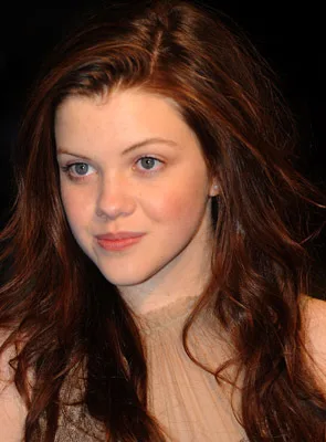 تصویر Georgie Henley