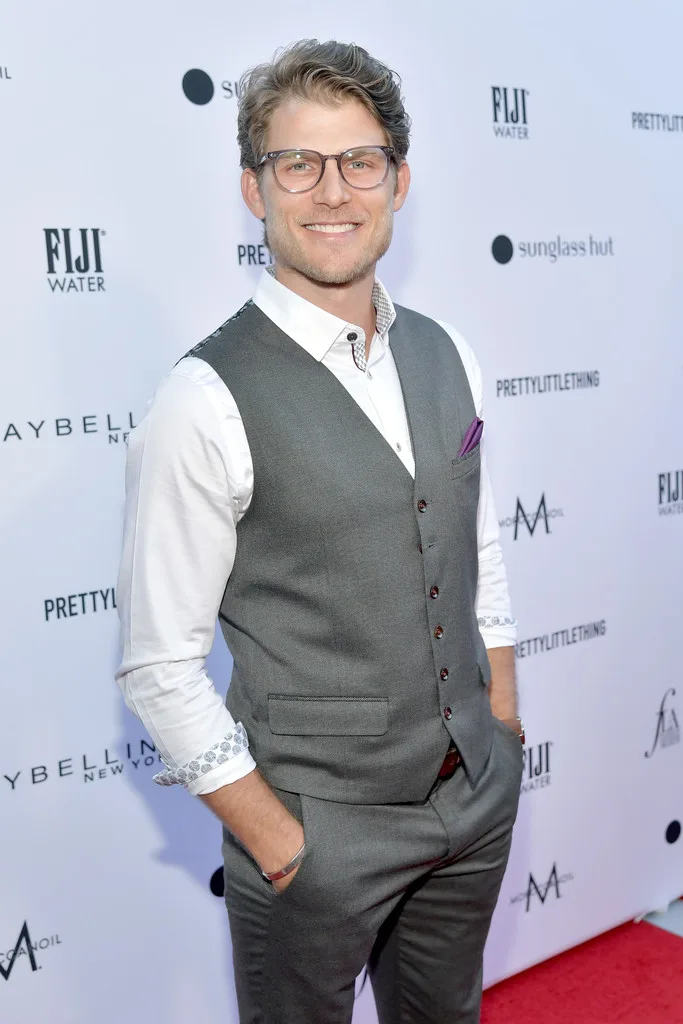 تصویر Travis Van Winkle