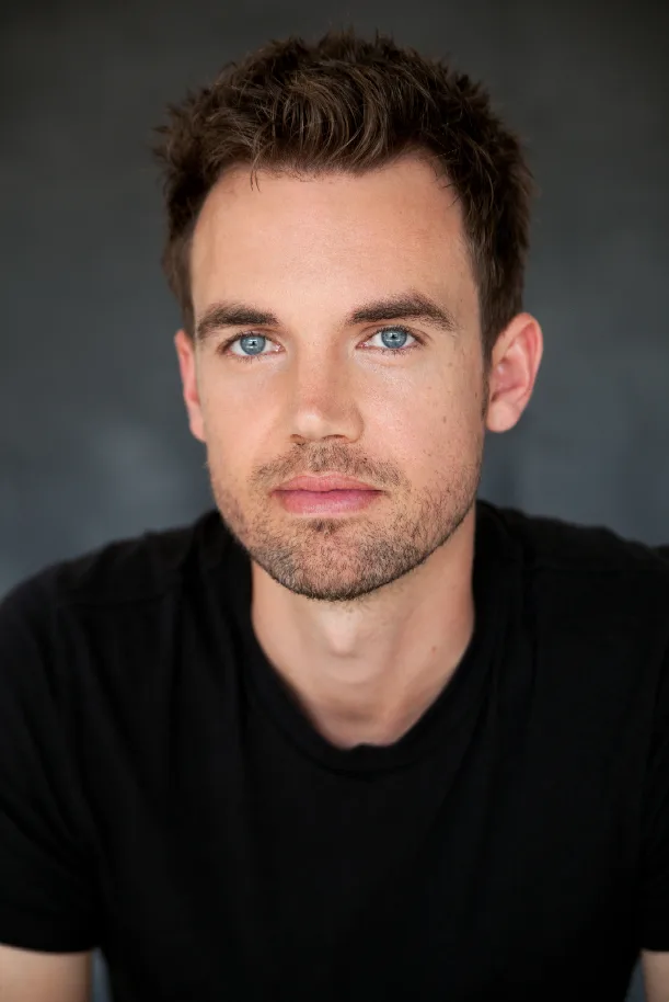 تصویر Tyler Hilton