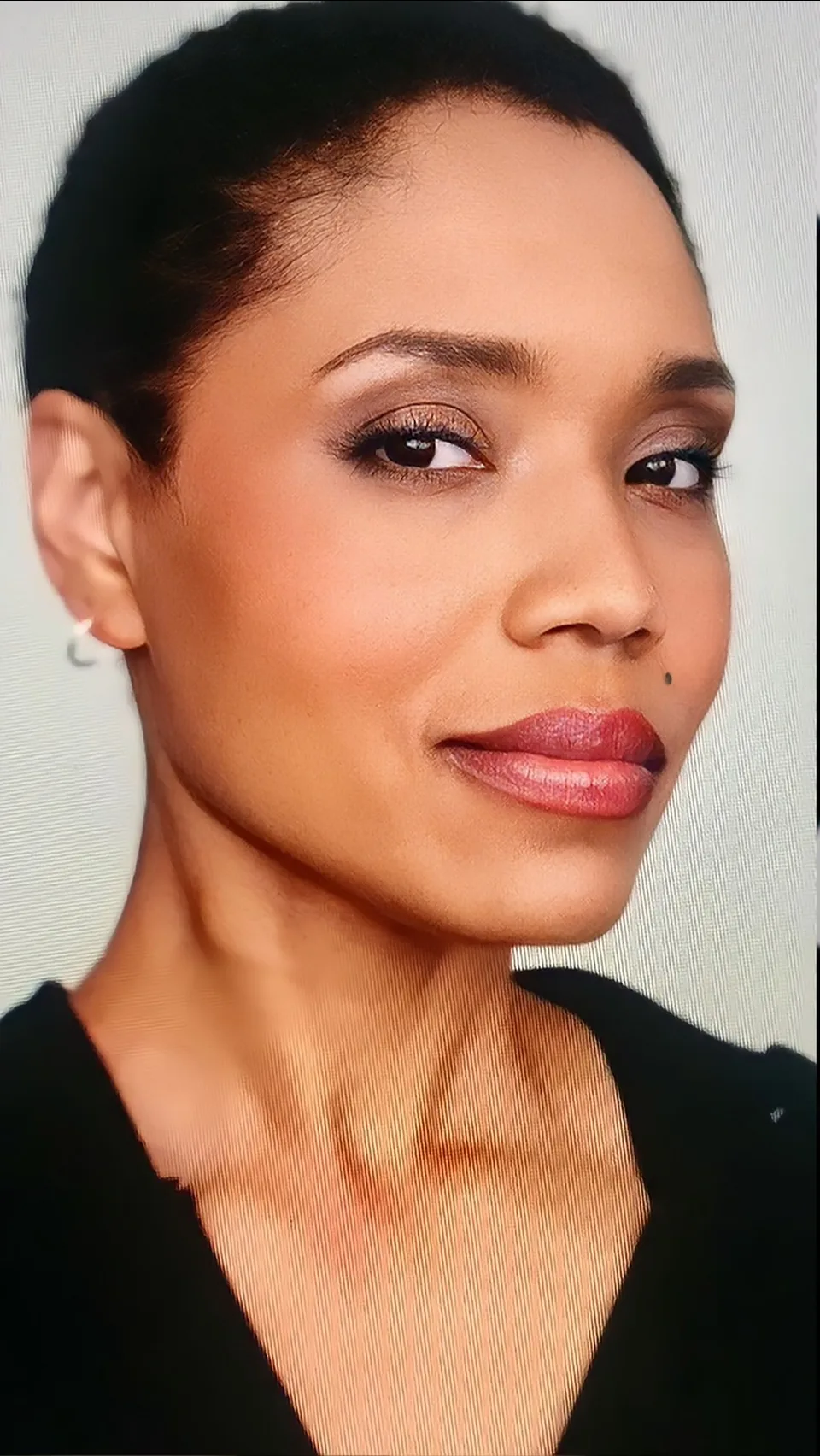 تصویر Tia Dionne Hodge