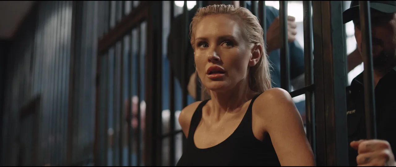 تصویر Nicky Whelan