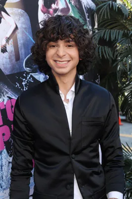 تصویر Adam Sevani