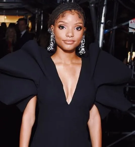 تصویر Halle Bailey