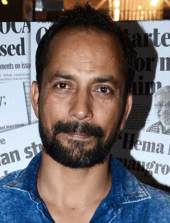 تصویر Deepak Dobriyal