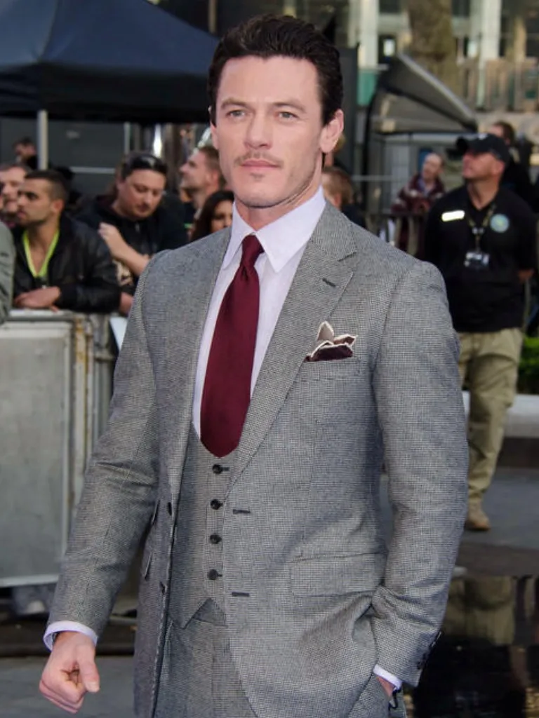 تصویر Luke Evans