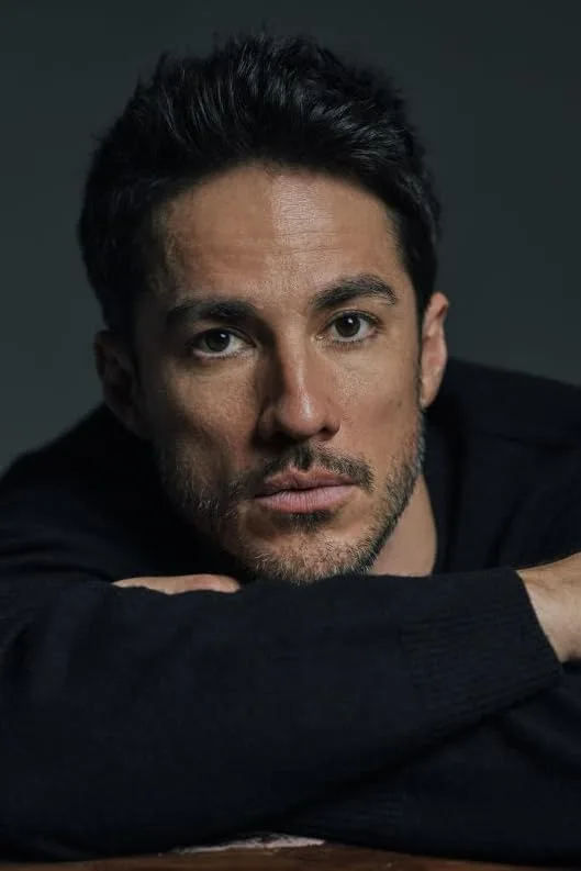 تصویر Michael Trevino