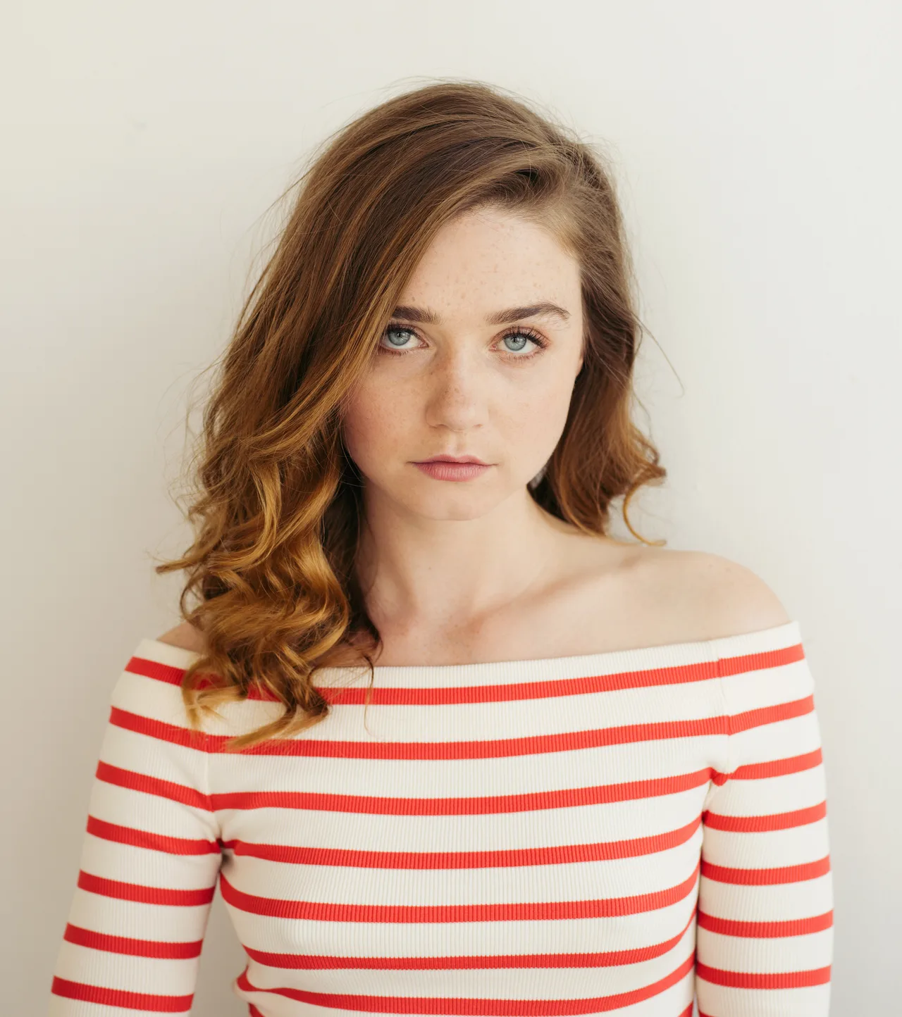 تصویر Jessica Barden