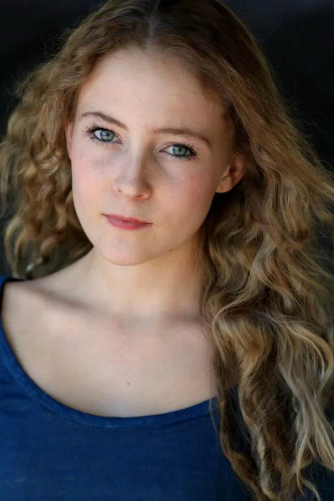 تصویر Mia Stallard