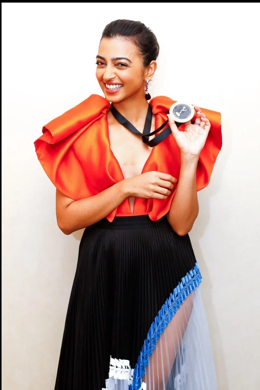 تصویر Radhika Apte