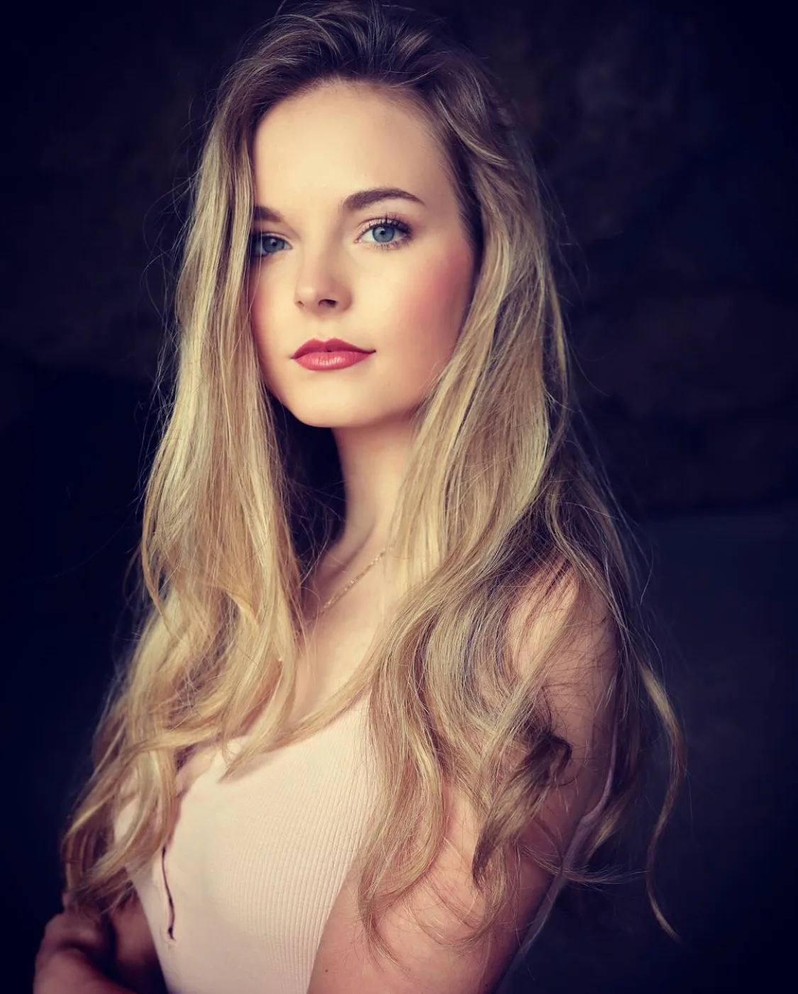 تصویر Karley Scott Collins
