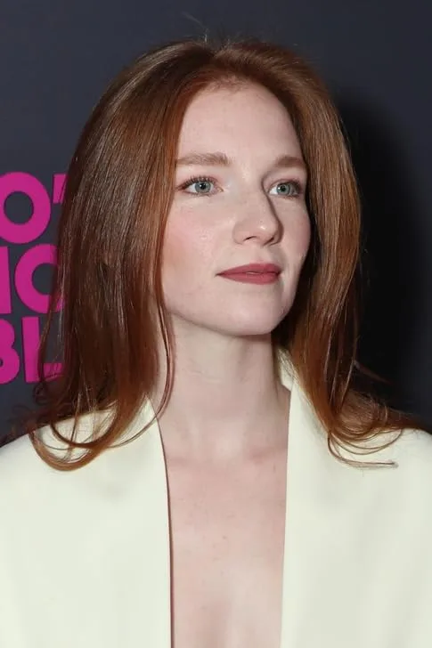 تصویر Annalise Basso