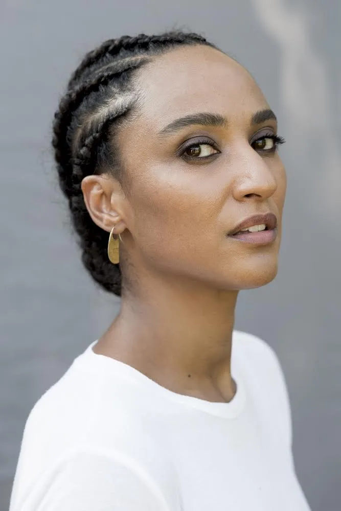 تصویر Esther Elisha